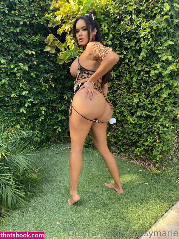 Daisy Marie Photo #123