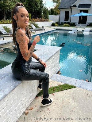 Woah Vicky Photo #39