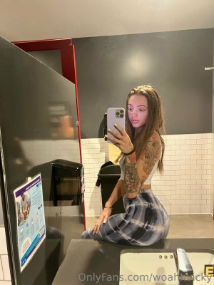 Woah Vicky Photo #73