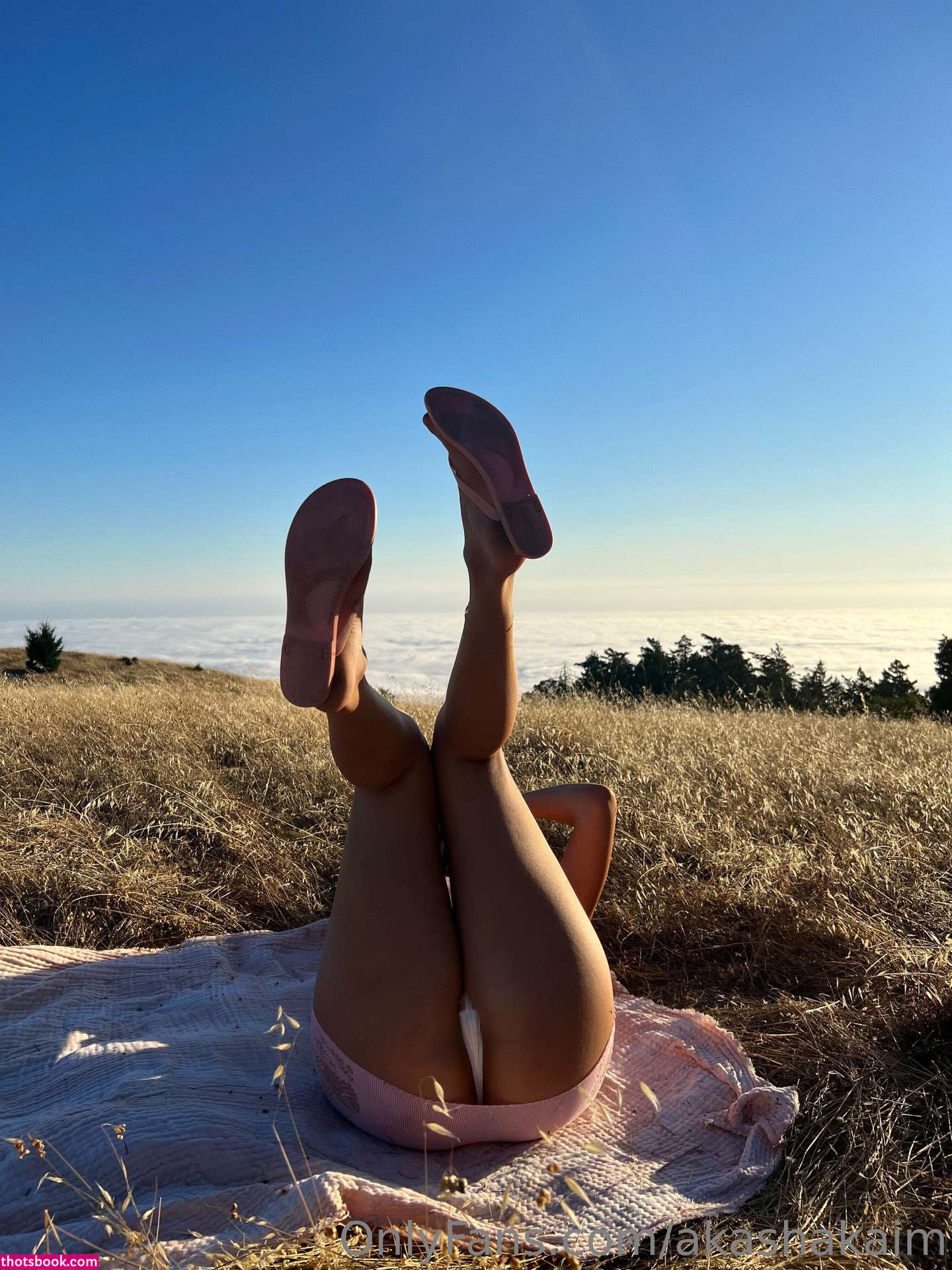 Akashakaim Photo #74