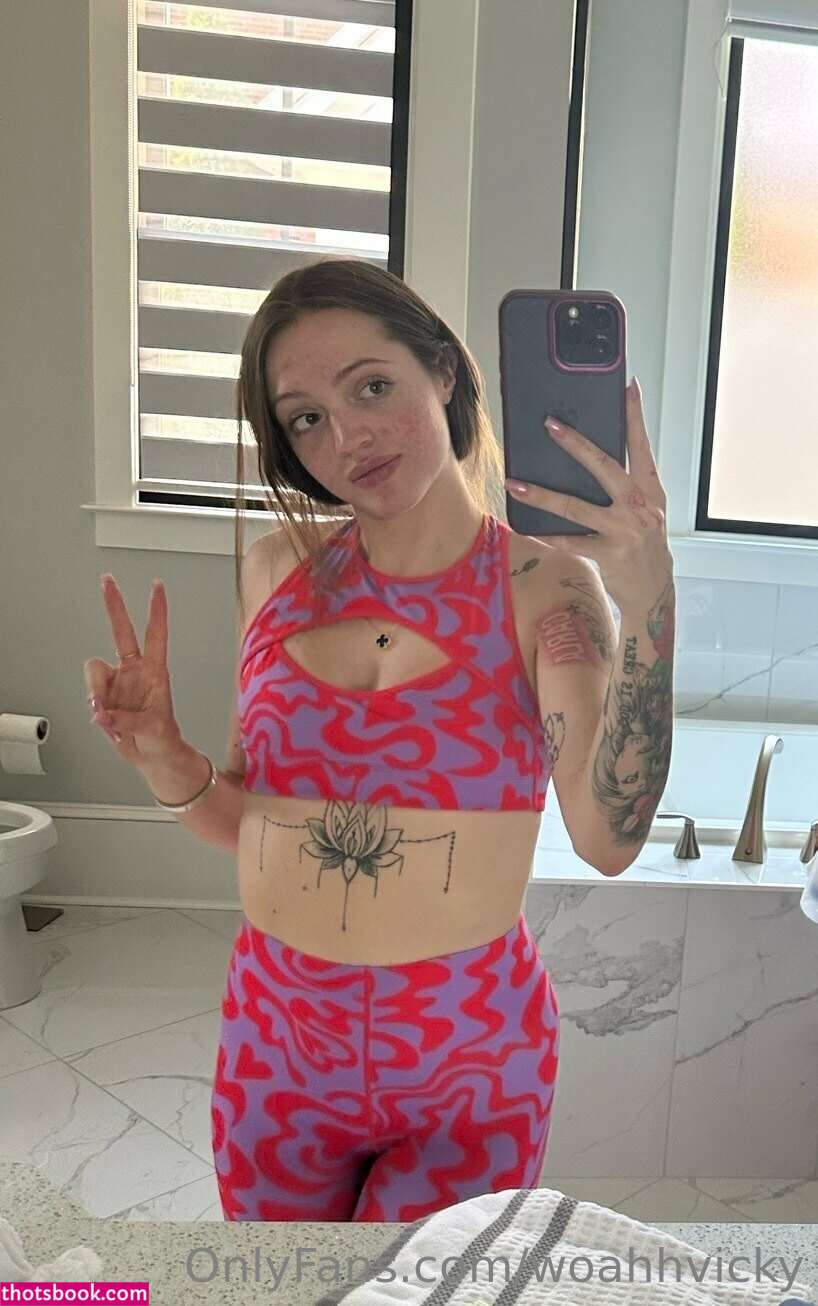 Woah Vicky Photo #178