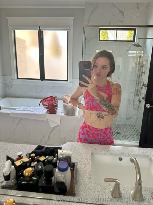 Woah Vicky Photo #180