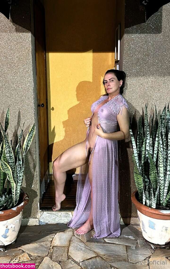 Nubia Oliver Photo #82