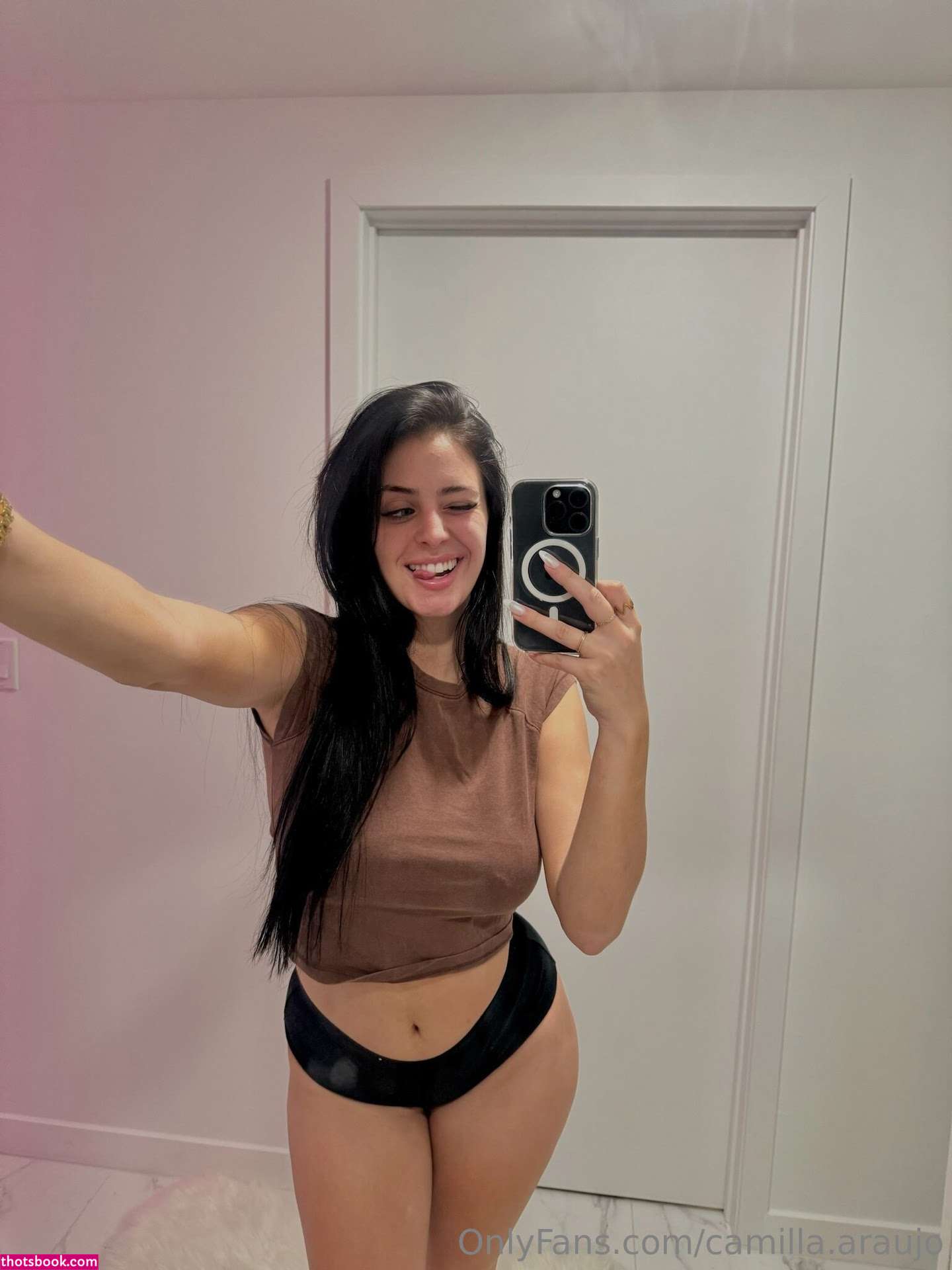 Camilla Araujo Photo #237