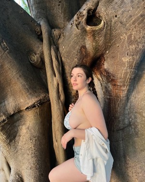 Jazmine Singing Post #22