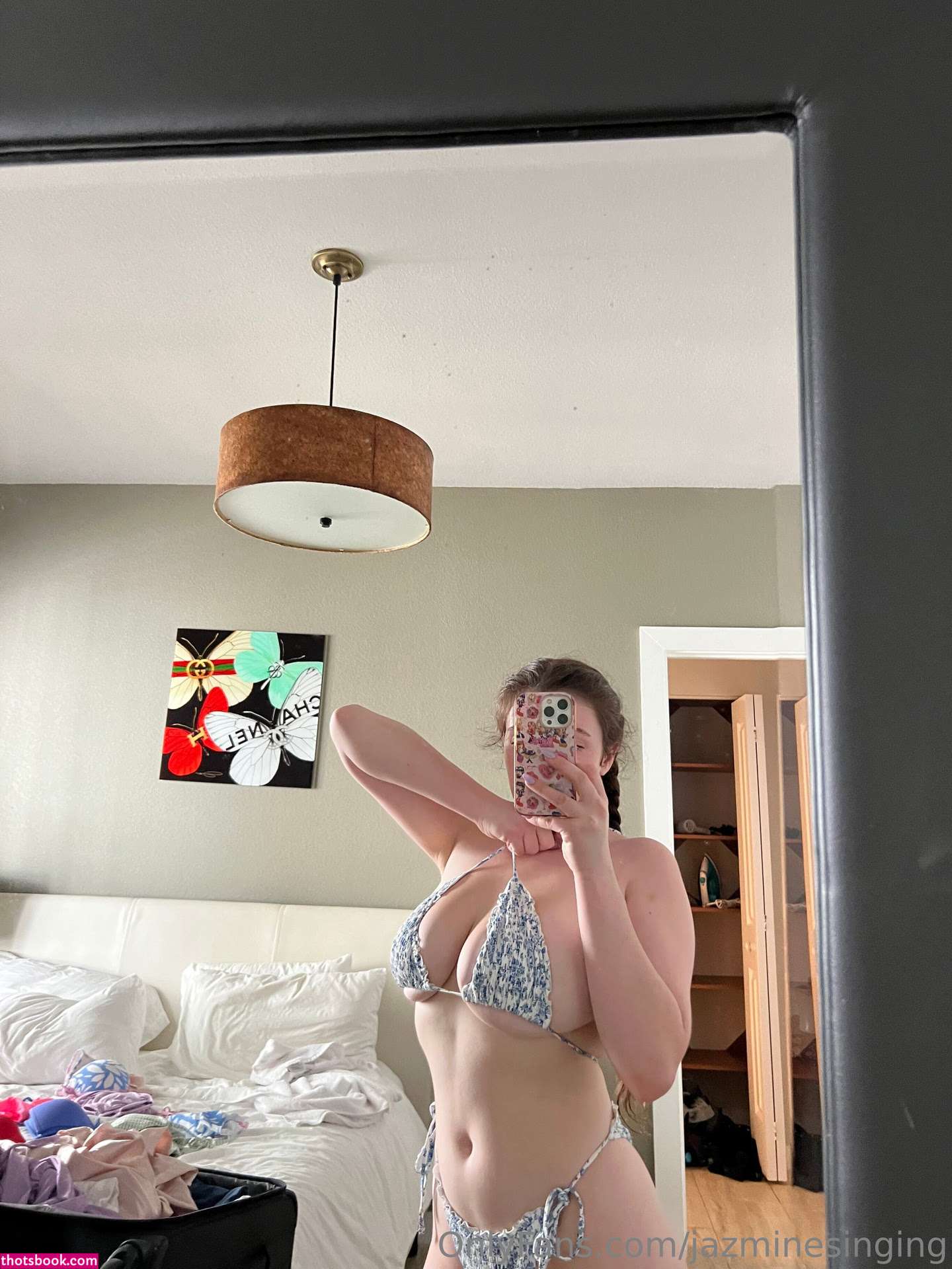 Jazmine Singing Photo #116