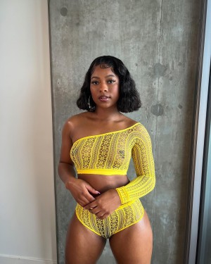 Saleema Mansur Photo #109