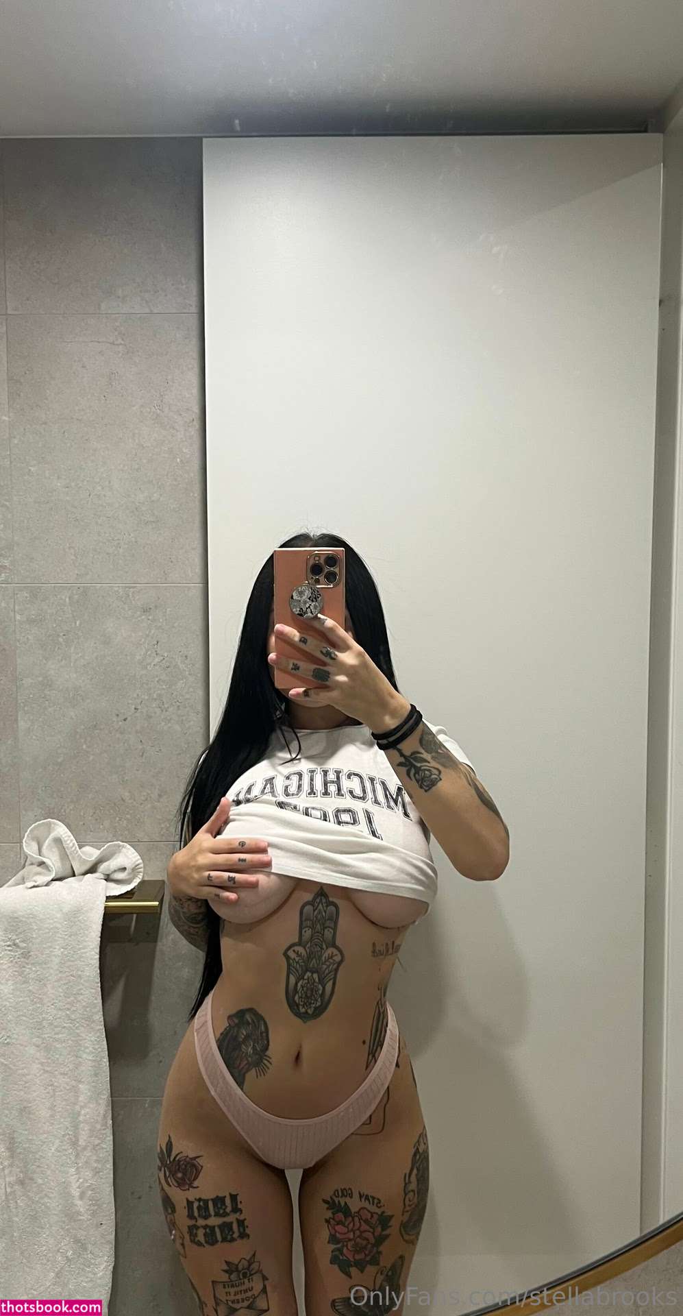 Stella Brooks Photo #127