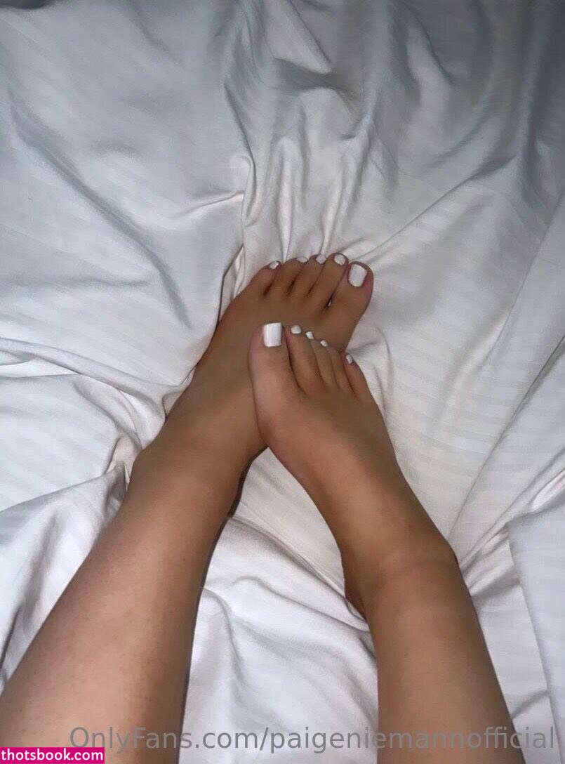 Paige Niemann Photo #24