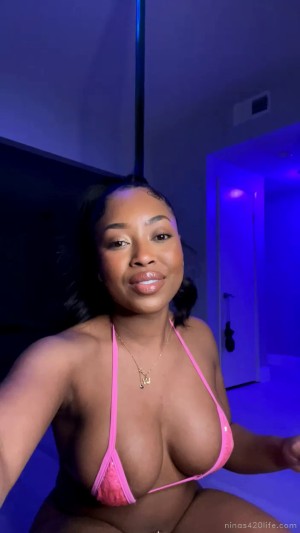 Ninas420life Photo #45