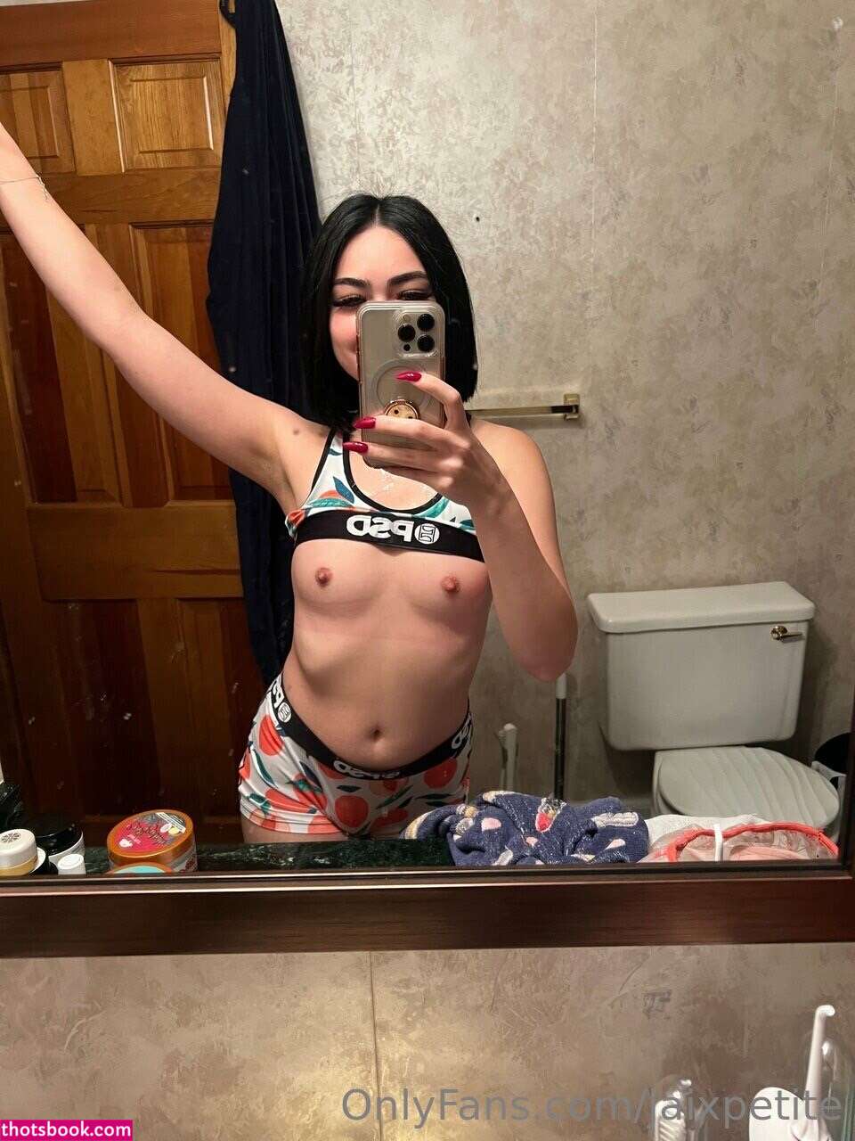 Jaixpetite Photo #33