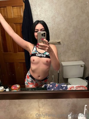 Jaixpetite Photo #33