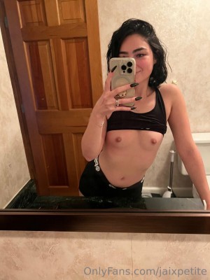 Jaixpetite Photo #48