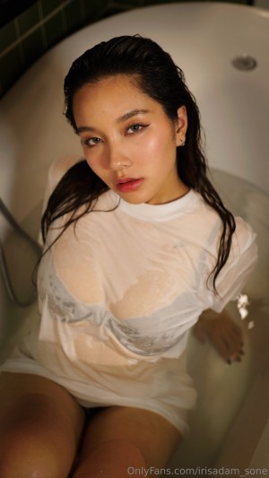 irisadamsone Photo #79