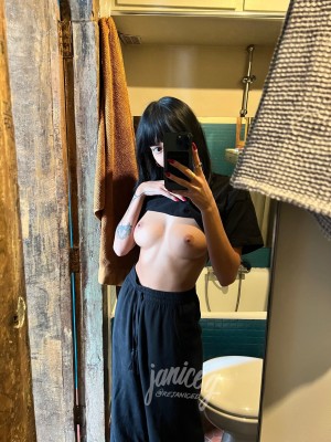 Janice Griffith Photo #56