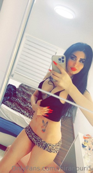 Mira Nouri Photo #33