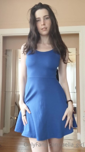 Aella Girl Photo #122