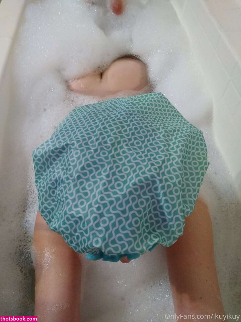 Ikuy Cosplayer Photo #1