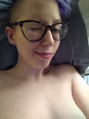 Ikuy Cosplayer Photo #3