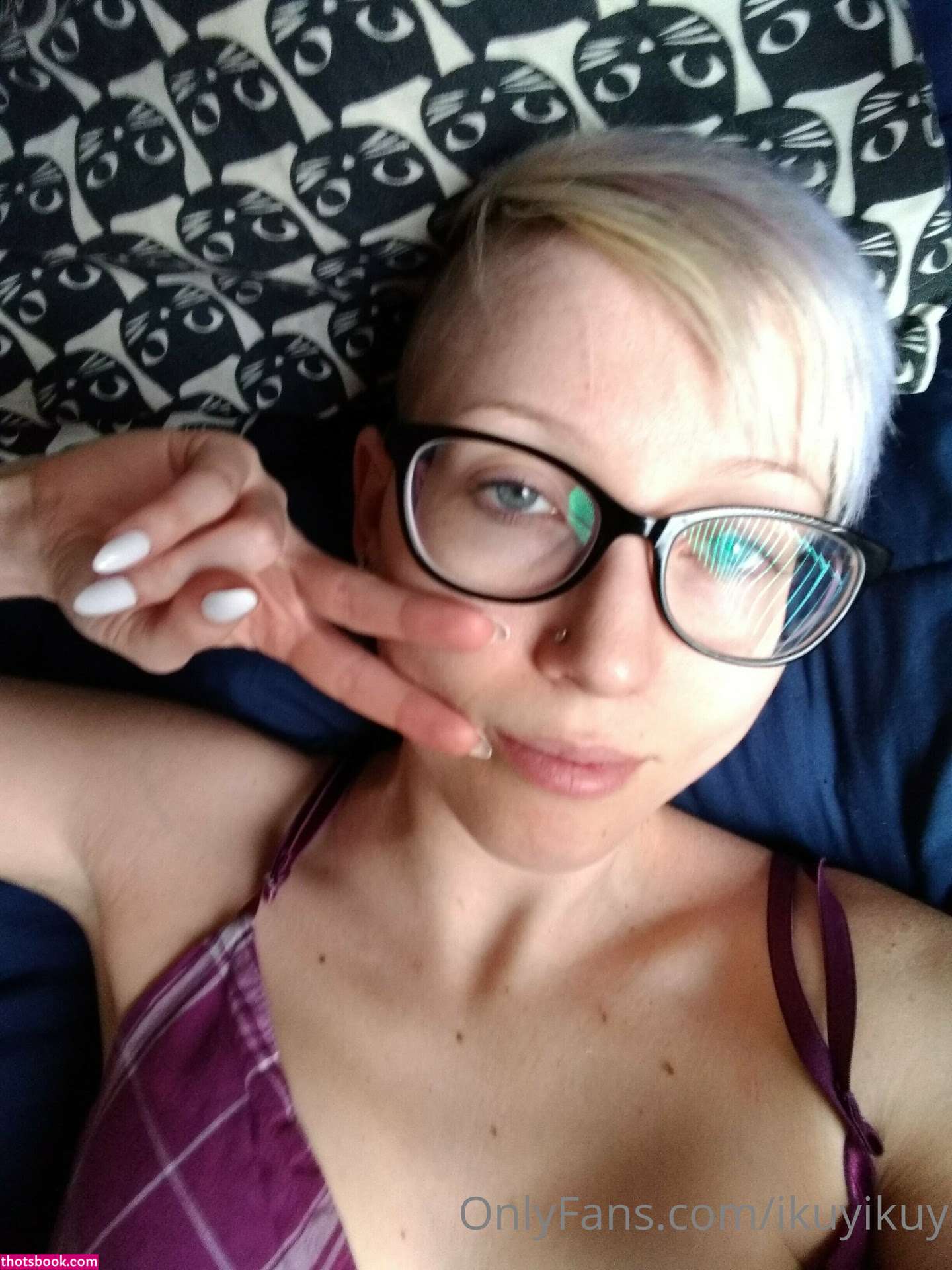 Ikuy Cosplayer Photo #68