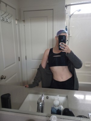 Ikuy Cosplayer Photo #48