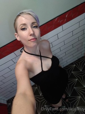 Ikuy Cosplayer Photo #49