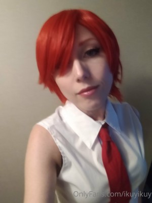 Ikuy Cosplayer Photo #64