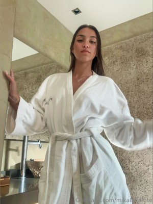 Mikaela Lafuente Photo #377