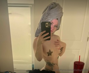 Shelby Dueitt Photo #78