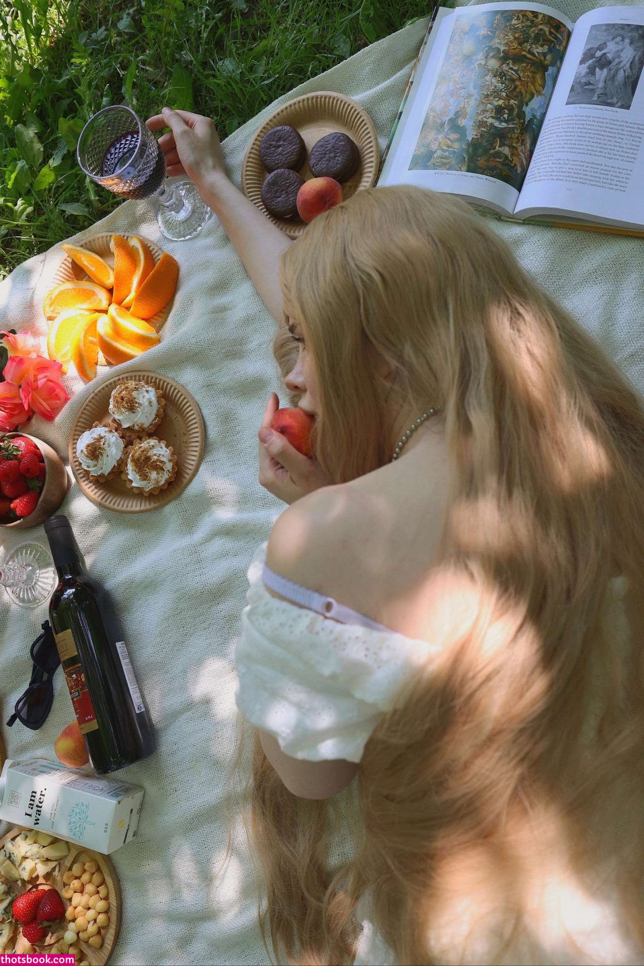 frauleinmilk Photo #390