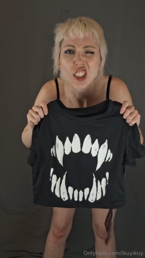 Ikuy Cosplayer Photo #116