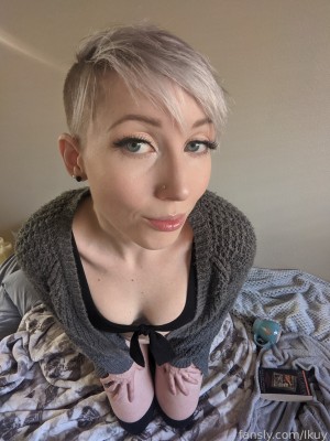 Ikuy Cosplayer Photo #129