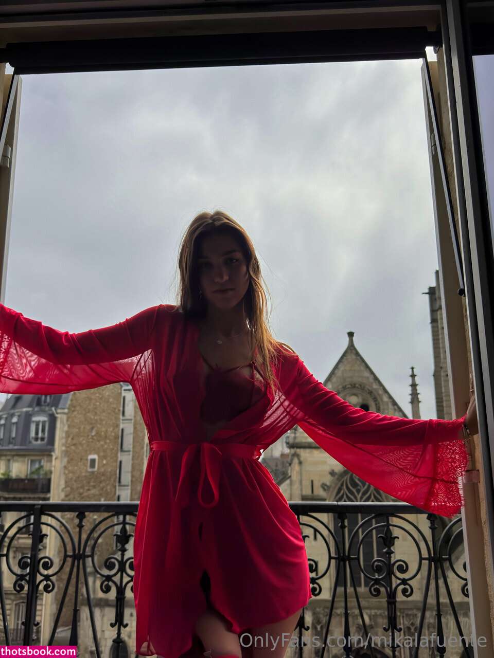 Mikaela Lafuente Photo #499