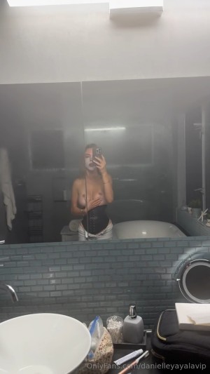 Danielley Ayalaa Video #161