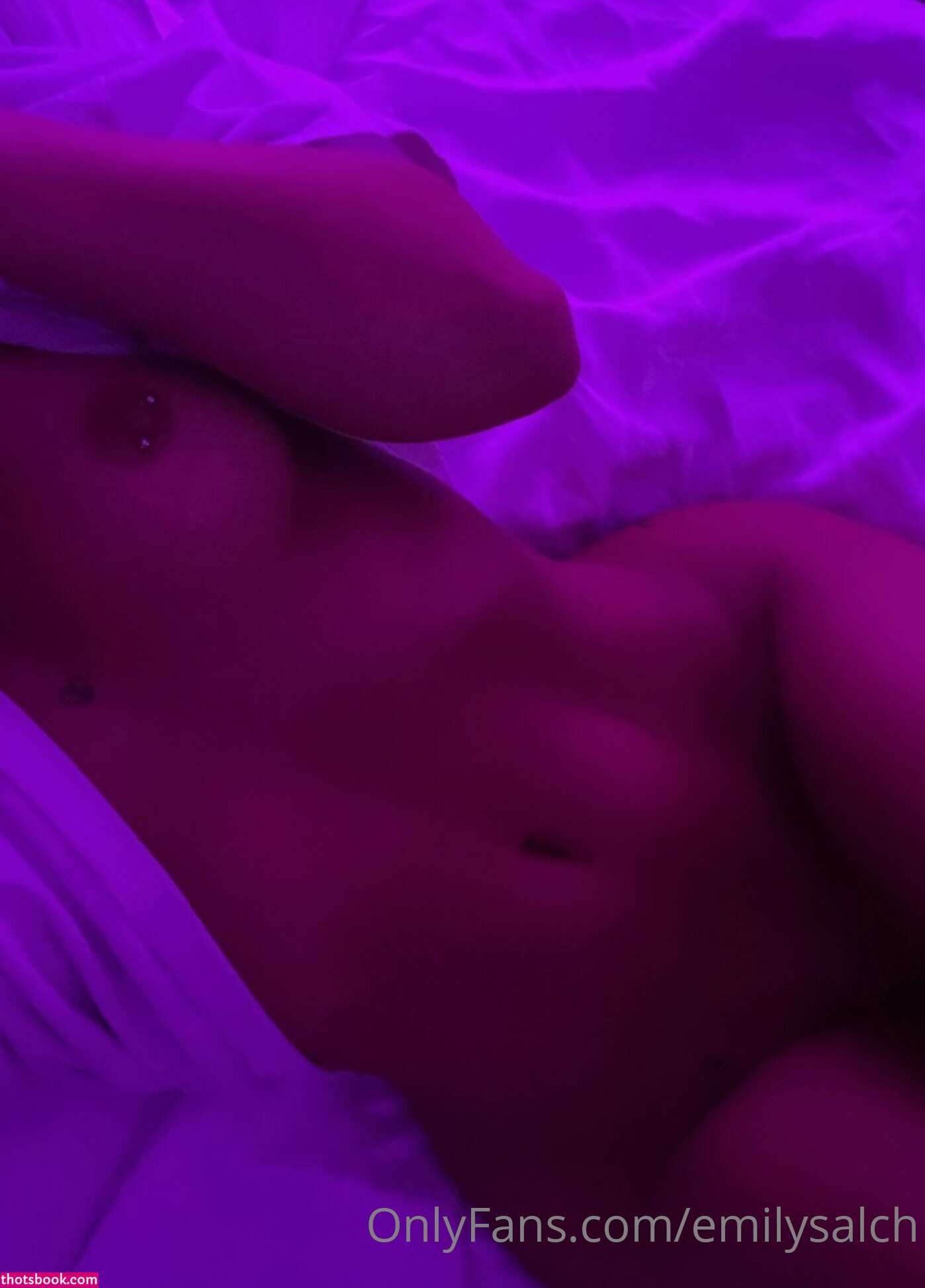 Emilysalch Photo #30