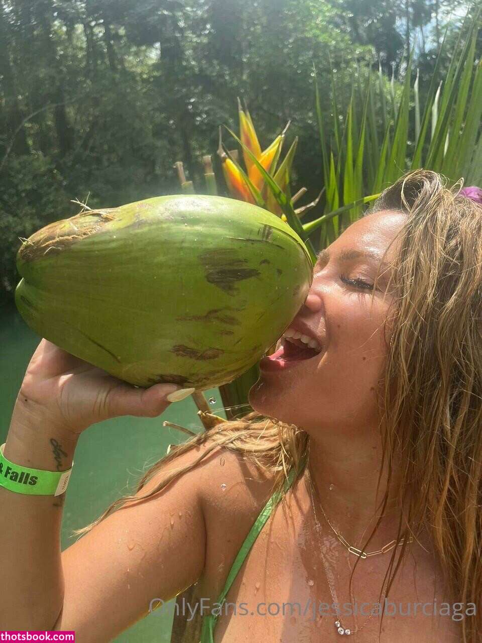 Jessica Burciaga Photo #14