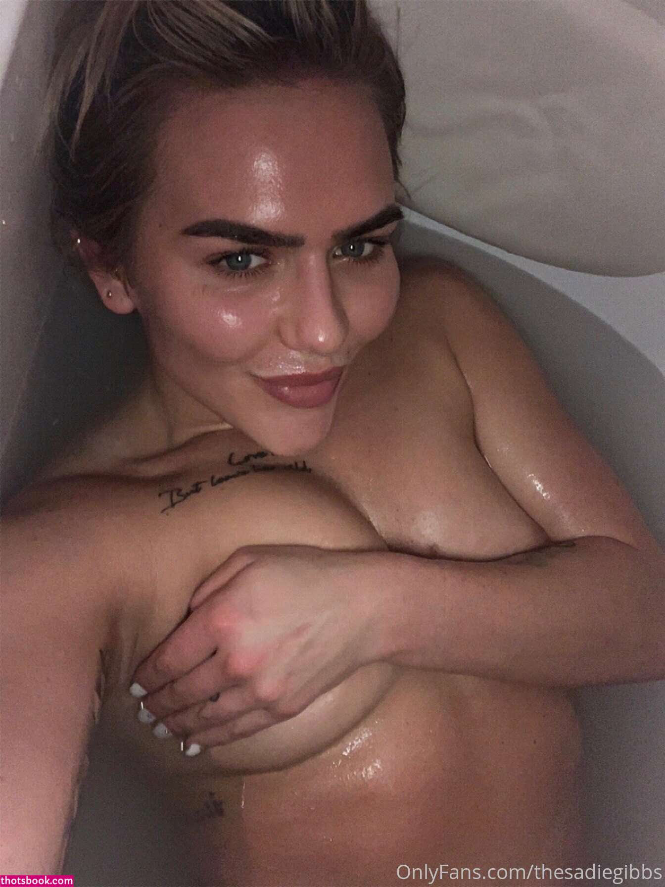 Sadie Gibbs Photo #53