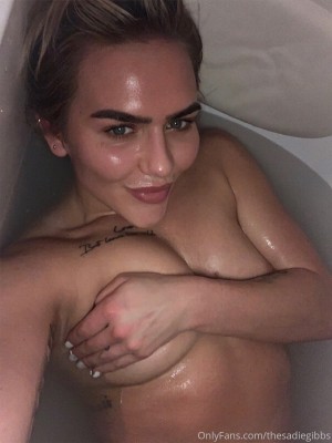 Sadie Gibbs Photo #53