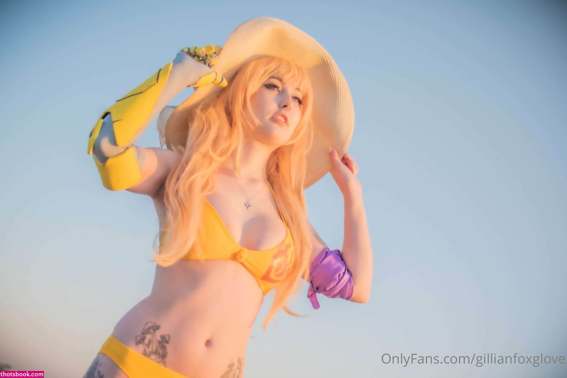 Gillian Foxglove Photo #74