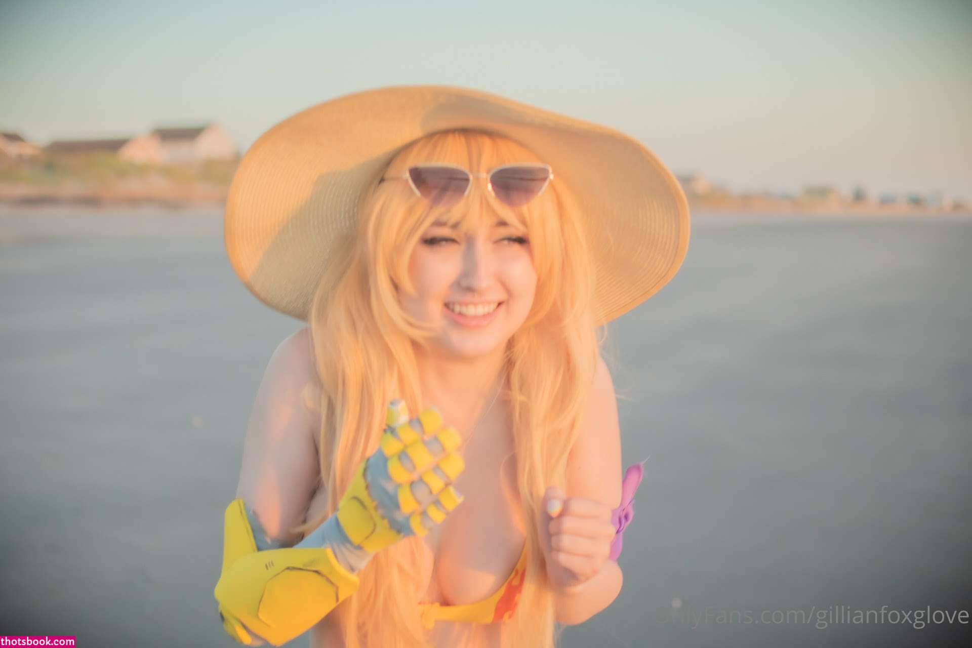 Gillian Foxglove Photo #75