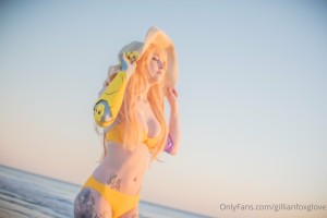 Gillian Foxglove Photo #77