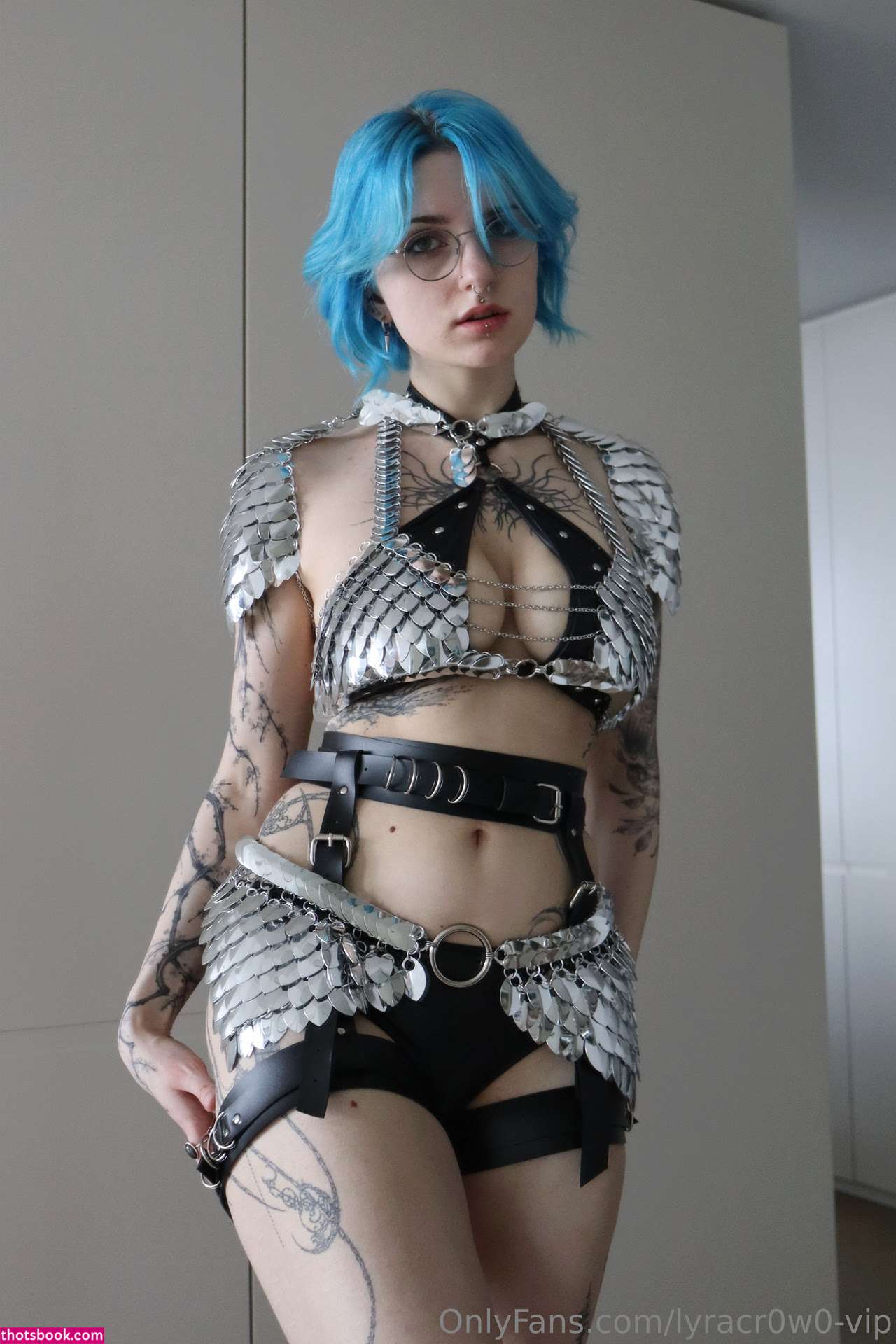 Lyra Crow Photo #633