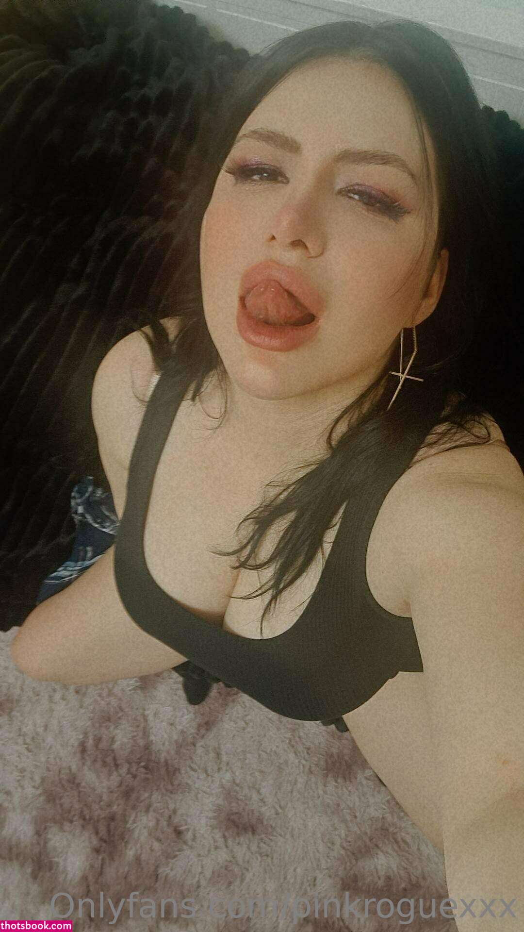 sexyyrogue Photo #29