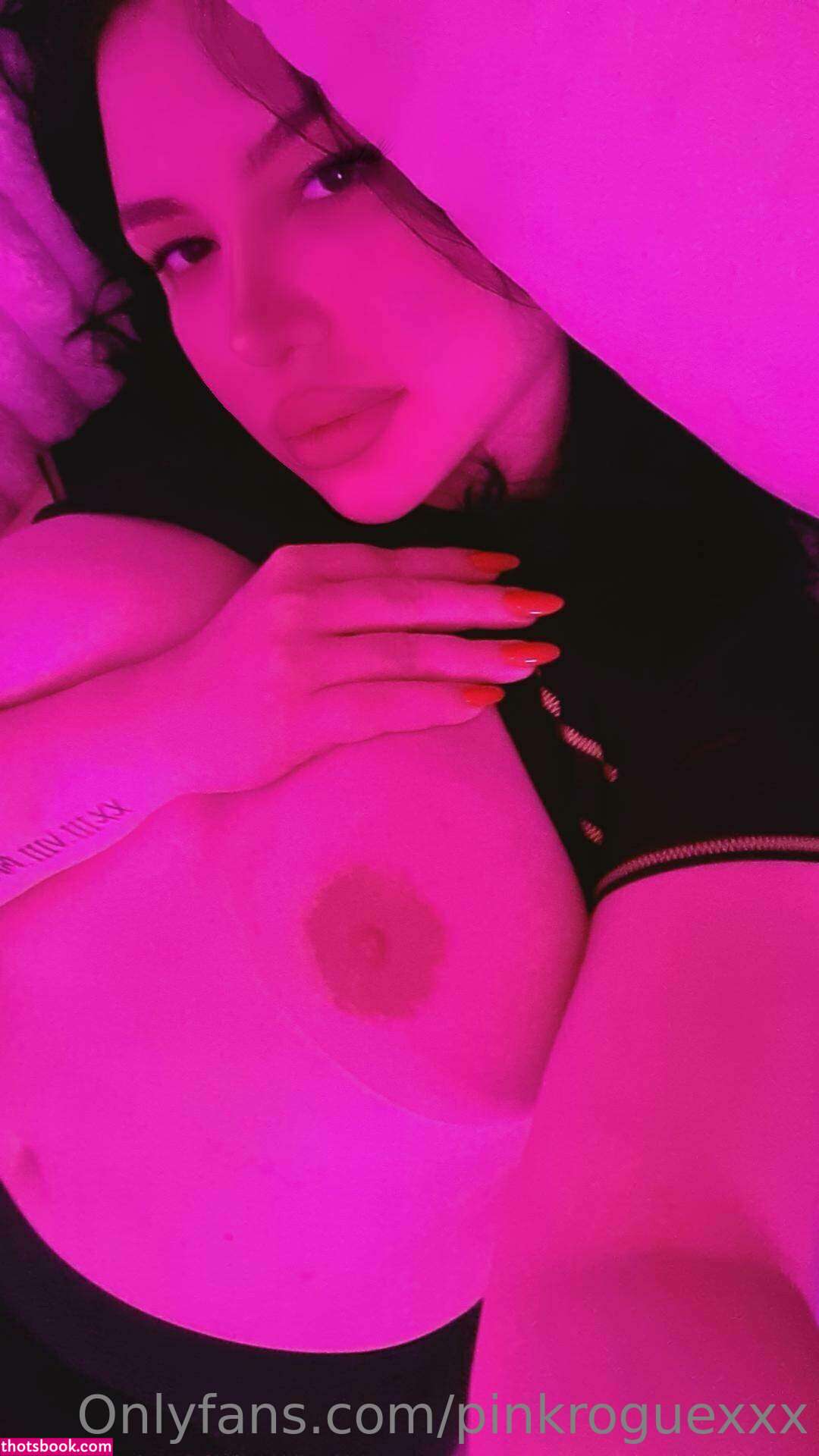 sexyyrogue Photo #37