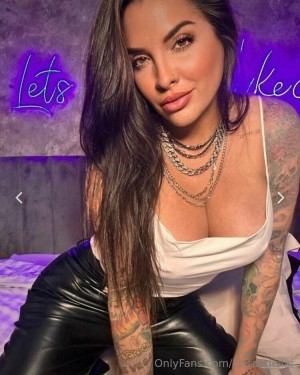 Clara Aguilar Photo #249