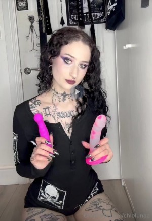 obedientslxt Photo #14