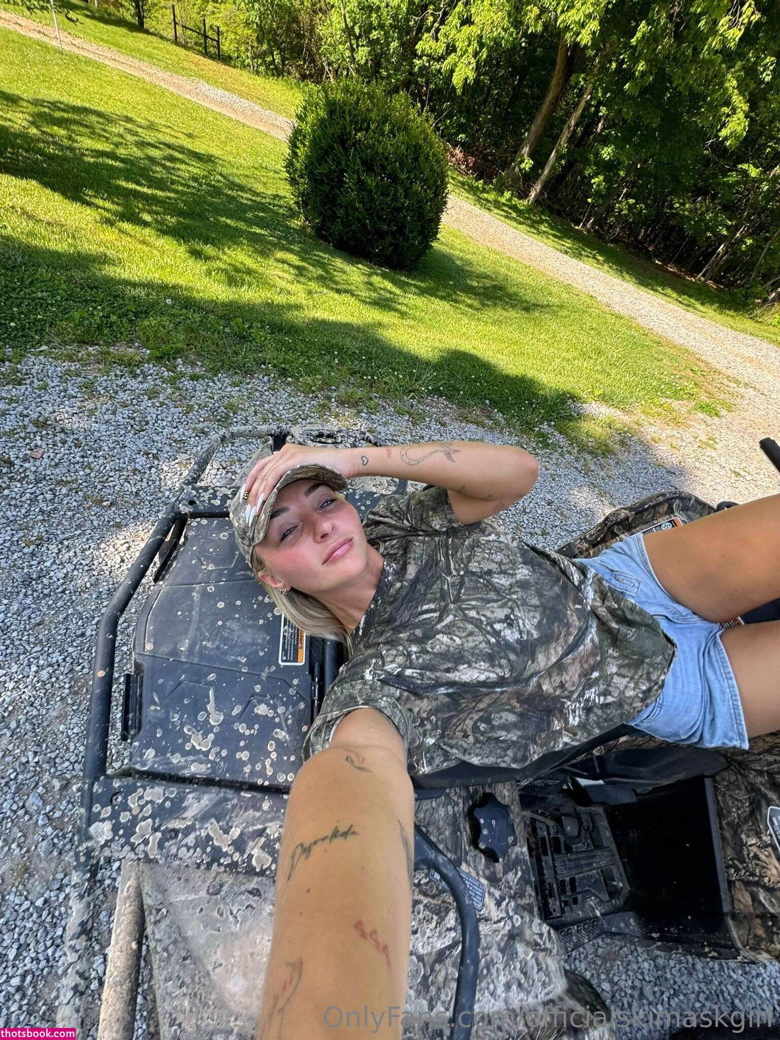 Briana Armbruster Photo #532