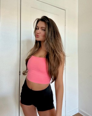 Emily Pemberton Photo #63