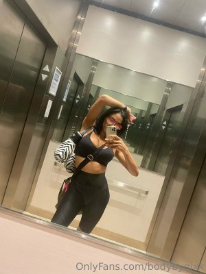 Nicole Amato Photo #155