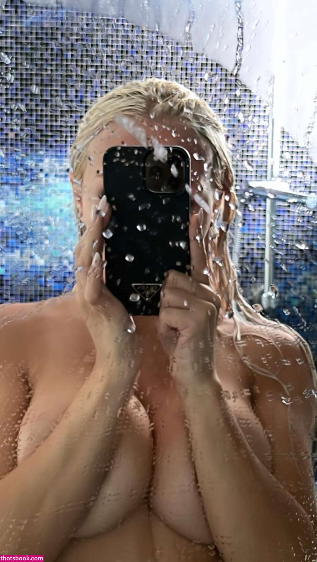 Daniella Chavez Photo #29